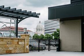Radisson Hotel St. Paul Downtown