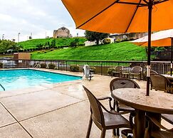 Clarion Inn near Lookout Mountain