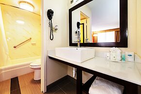 New Hope Inn & Suites