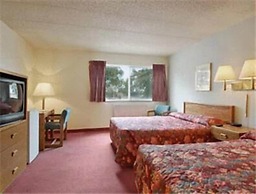 Sunset Inn & Suites - Lincoln Airport