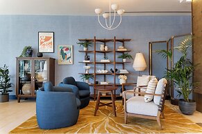 Crowne Plaza London- Gatwick Airport by IHG