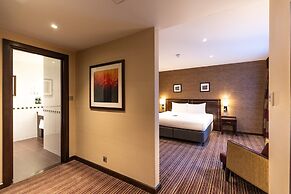 Crowne Plaza London- Gatwick Airport by IHG