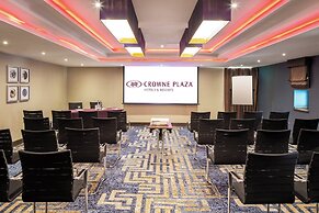Crowne Plaza London- Gatwick Airport by IHG