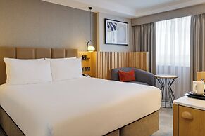 Crowne Plaza London- Gatwick Airport by IHG