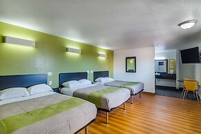 Motel 6 Childress, TX