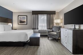 Best Western Plus Chocolate Lake Hotel