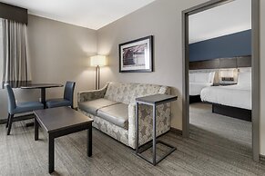 Best Western Plus Chocolate Lake Hotel