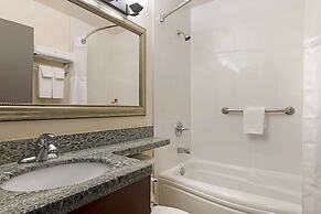 Best Western Plus Chocolate Lake Hotel