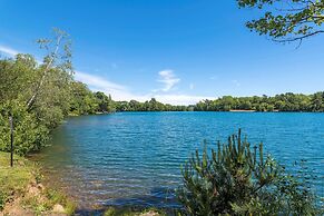 Best Western Plus Chocolate Lake Hotel