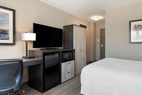 Best Western Plus Chocolate Lake Hotel