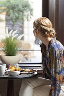 Three Corners Hotel Art