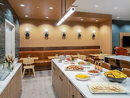 Staybridge Suites Chicago O'Hare - Rosemont by IHG