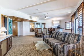 Pacific Terrace Hotel