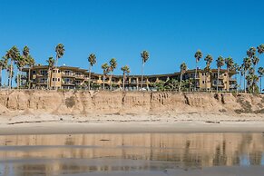 Pacific Terrace Hotel