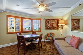 Pacific Terrace Hotel