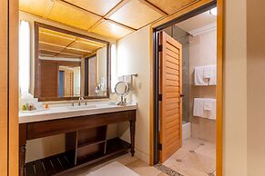 Pacific Terrace Hotel