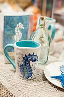 Pacific Terrace Hotel