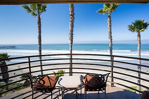 Pacific Terrace Hotel