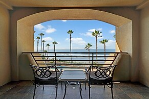 Pacific Terrace Hotel