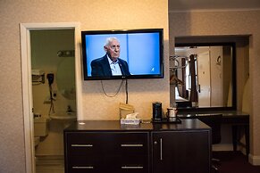 Atlantic Inn & Suites