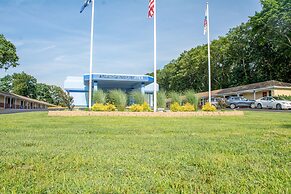 Atlantic Inn & Suites