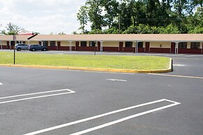 Atlantic Inn & Suites