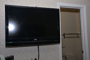 Atlantic Inn & Suites