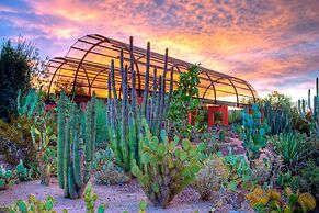 DoubleTree Suites by Hilton Phoenix