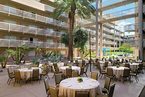 DoubleTree Suites by Hilton Phoenix