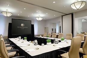 DoubleTree Suites by Hilton Phoenix