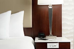 DoubleTree Suites by Hilton Phoenix