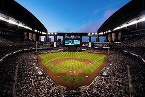 DoubleTree Suites by Hilton Phoenix