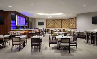 DoubleTree Suites by Hilton Phoenix