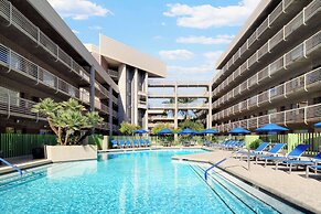 DoubleTree Suites by Hilton Phoenix