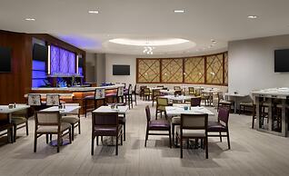 DoubleTree Suites by Hilton Phoenix