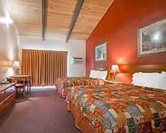 Rodeway Inn Fallbrook Downtown