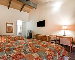 Rodeway Inn Fallbrook Downtown
