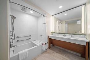 OUTRIGGER Kaanapali Beach Resort