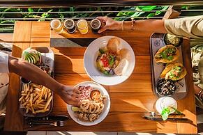 OUTRIGGER Kaanapali Beach Resort