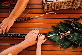 OUTRIGGER Kaanapali Beach Resort