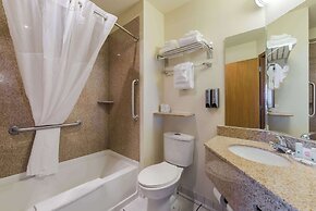 Quality Inn & Suites Red Wing