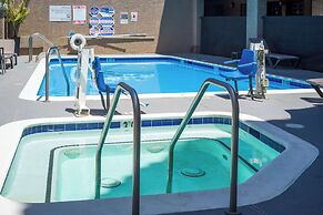 Quality Inn & Suites Camarillo - Oxnard