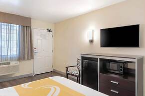 Quality Inn & Suites Camarillo - Oxnard