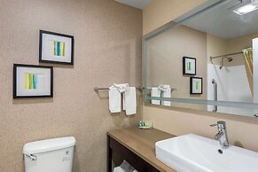Quality Inn & Suites Camarillo - Oxnard