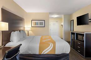 Quality Inn & Suites Camarillo - Oxnard