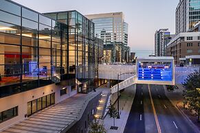 Sheraton Charlotte Hotel