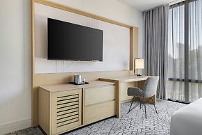 Sheraton Charlotte Hotel