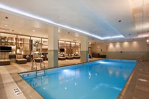 Embassy Suites by Hilton Chicago Downtown River North