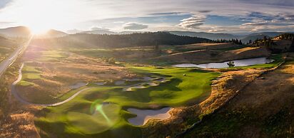 Delta Hotels by Marriott Grand Okanagan Resort