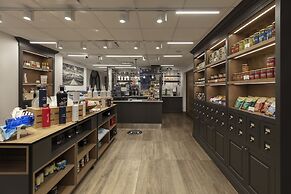 Delta Hotels by Marriott Grand Okanagan Resort